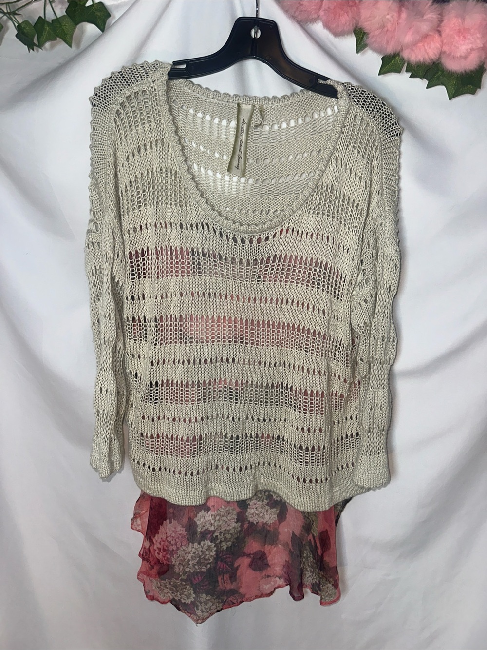 Aratta silent journey Open-Knit Scoop Neck Sweater in Cream